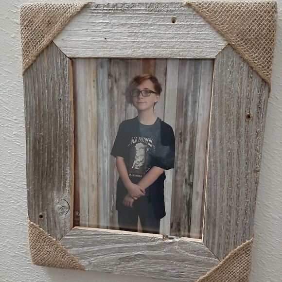 Custome picture frames - Picture 4 of 4